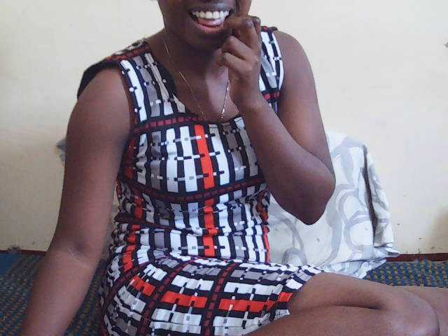 Sweetdiva2 live cam on BongaCams