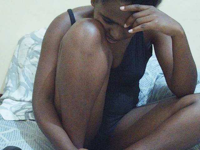 Sweetdiva2 live cam on BongaCams
