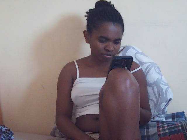 Sweetdiva2 live cam preview
