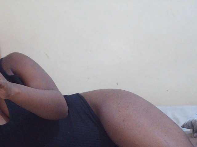 Sweetdiva2 live cam on BongaCams