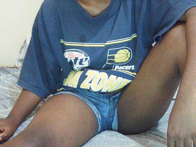Sweetdiva2 live cam on BongaCams
