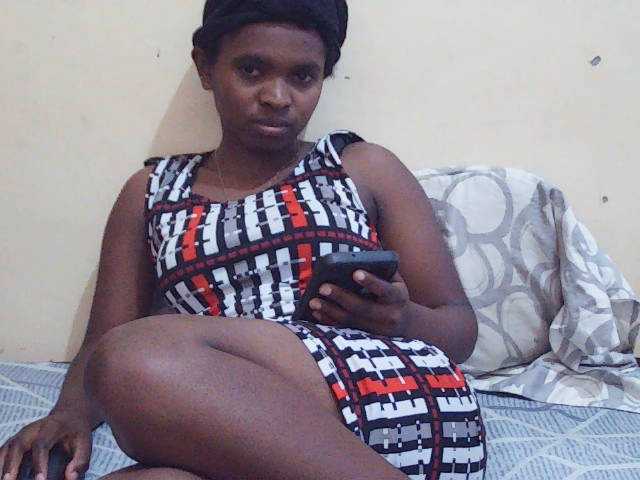Sweetdiva2 live cam on BongaCams