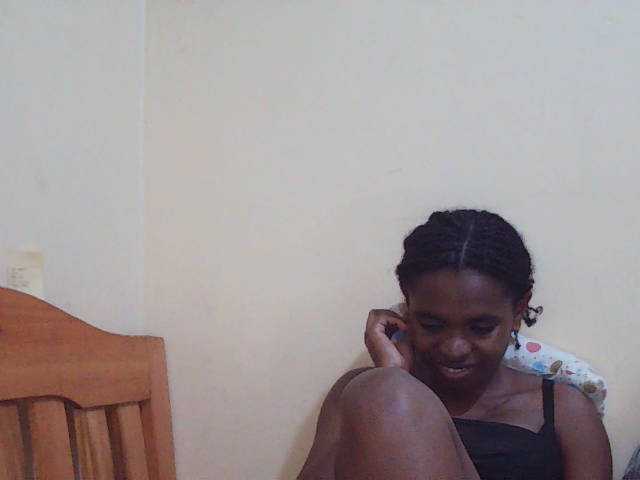 Sweetdiva2 live cam on BongaCams