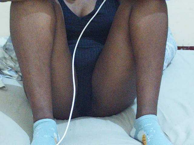 Sweetdiva2 live cam on BongaCams