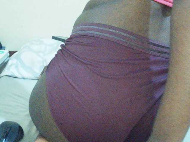 Sweetdiva2 live cam on BongaCams