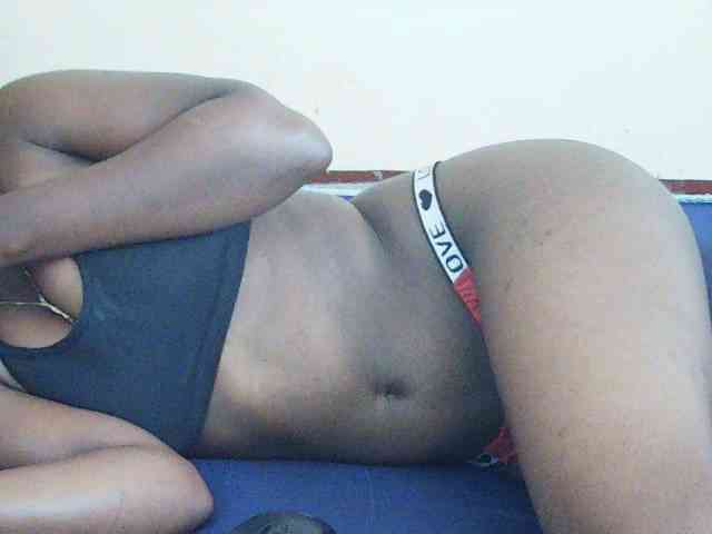 Sweetdiva2 webcam
