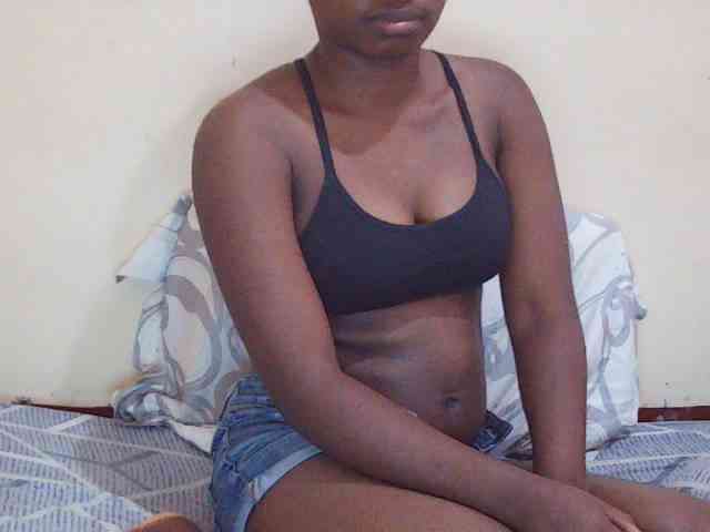 Sweetdiva2 webcam