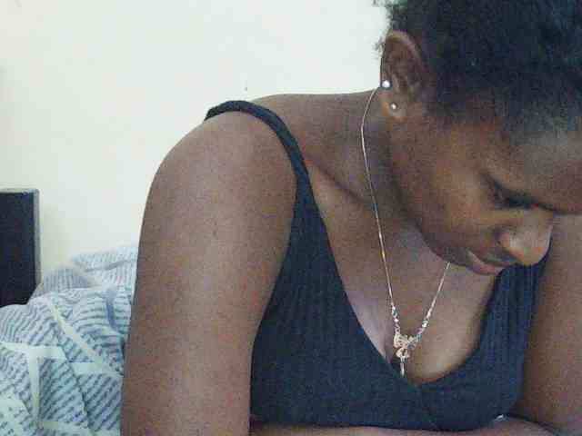 Sweetdiva2 webcam