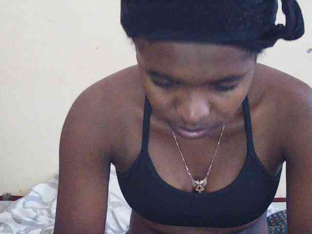 Sweetdiva2 webcam