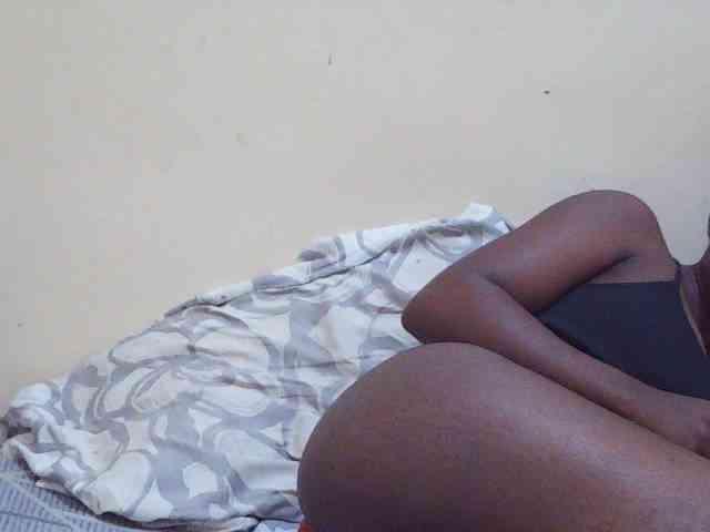 Sweetdiva2 webcam