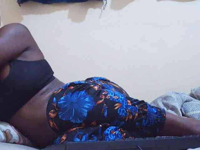 Sweetdiva2 webcam