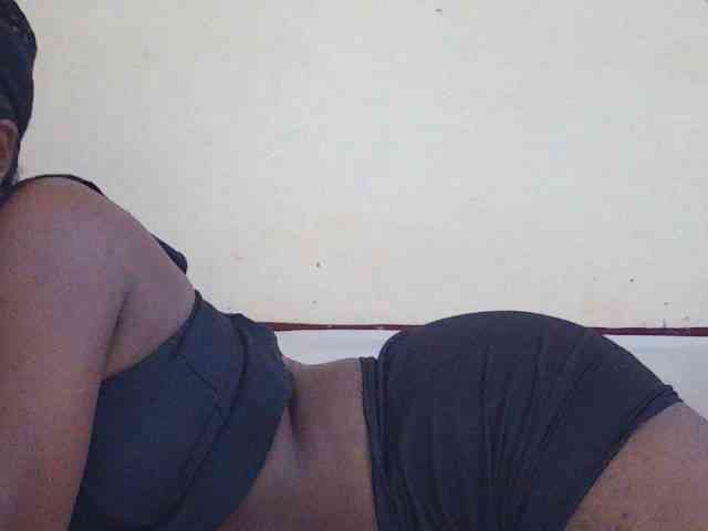 Sweetdiva2 webcam