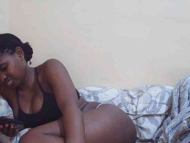 Sweetdiva2 webcam