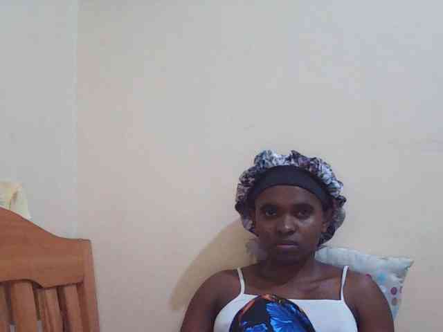 Sweetdiva2 webcam