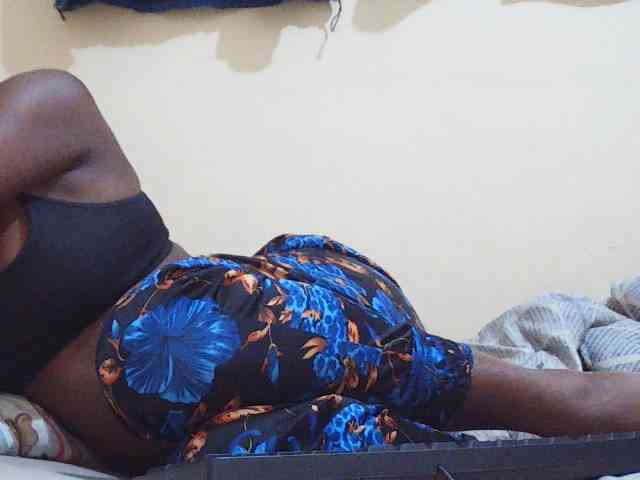 Sweetdiva2 webcam