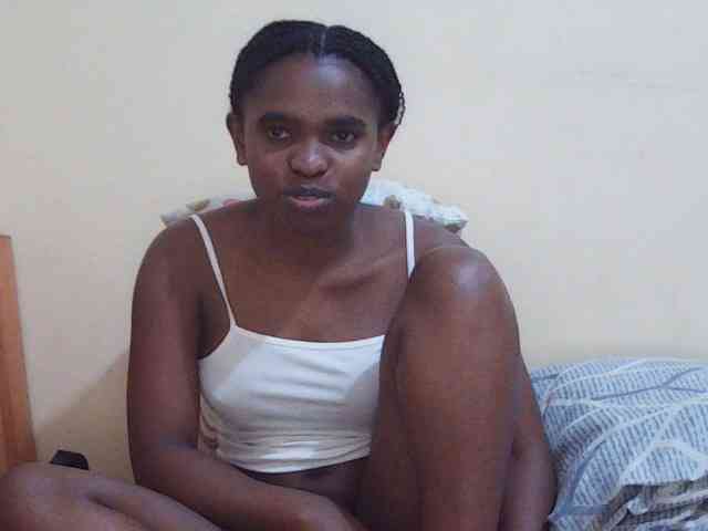 Sweetdiva2 webcam