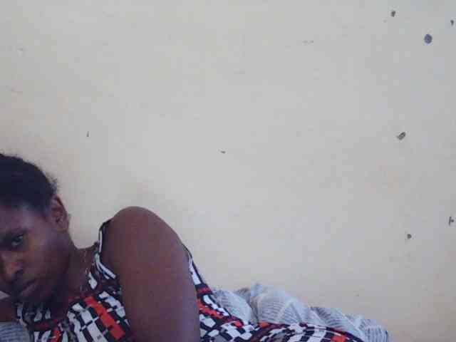 Sweetdiva2 webcam