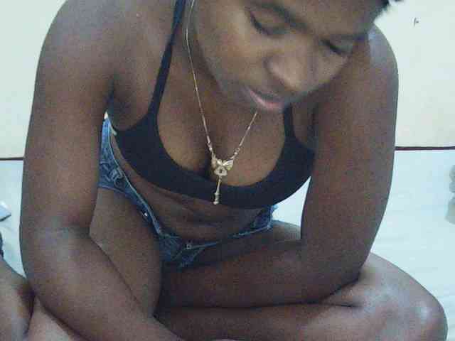 Sweetdiva2 webcam