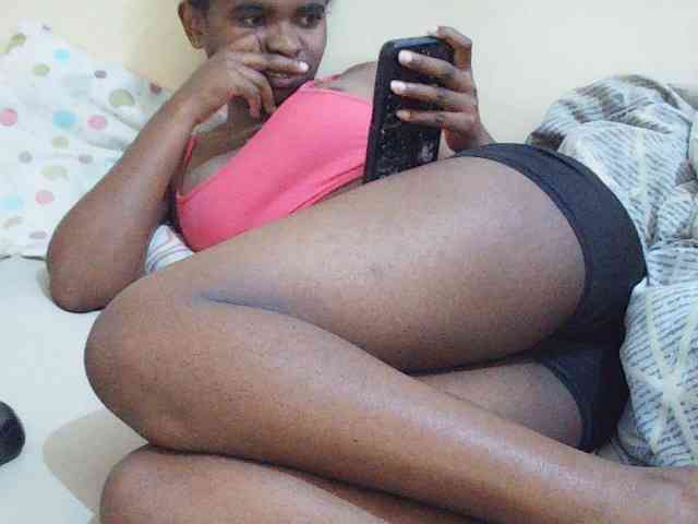 Sweetdiva2 webcam