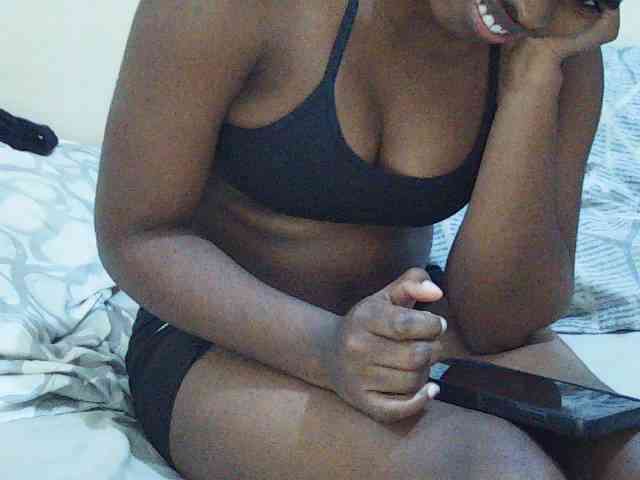 Sweetdiva2 webcam