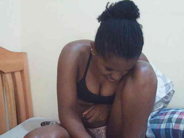 Sweetdiva2 webcam