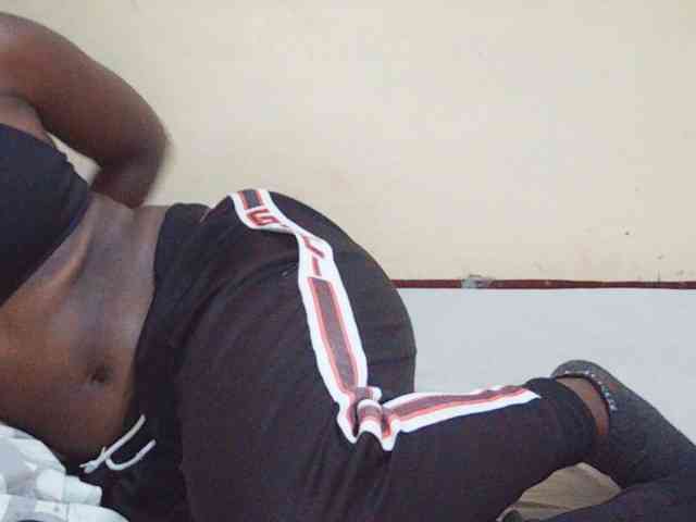 Sweetdiva2 webcam