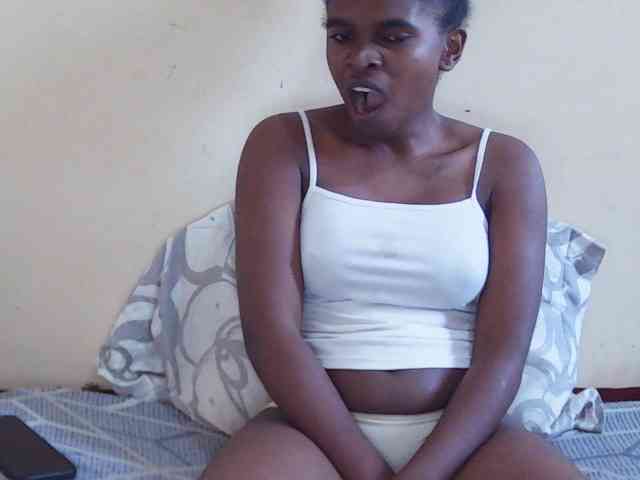 Sweetdiva2 webcam
