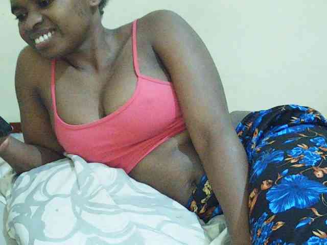 Sweetdiva2 webcam