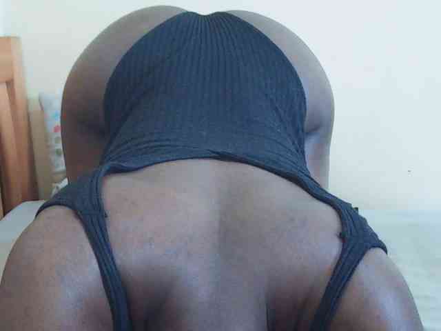 Sweetdiva2 webcam
