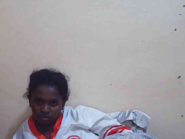 Sweetdiva2 webcam