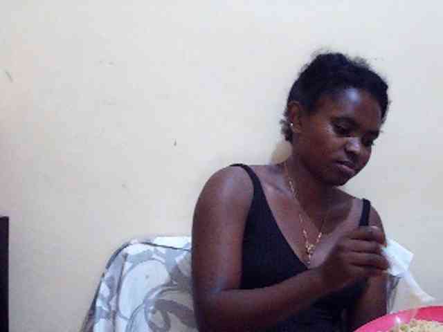 Sweetdiva2 webcam