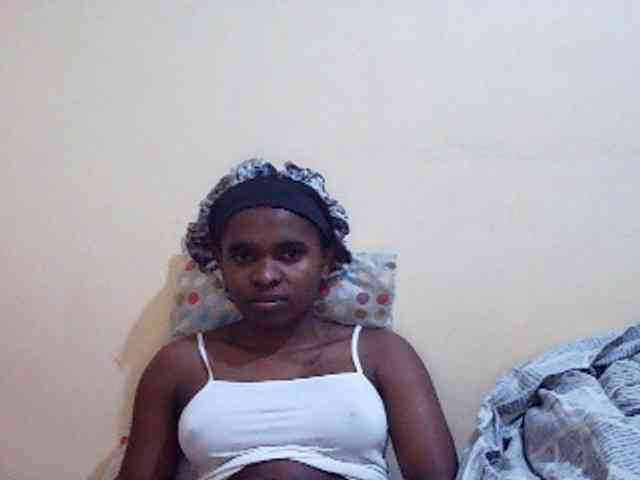 Sweetdiva2 webcam