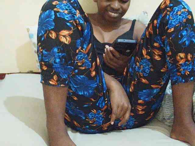 Sweetdiva2 webcam