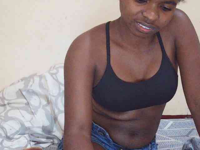 Sweetdiva2 webcam