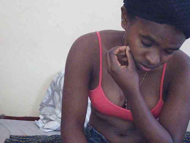 Sweetdiva2 webcam