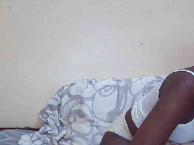 Sweetdiva2 webcam