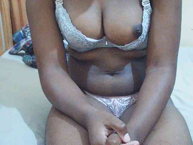 Sweetdiva2 webcam