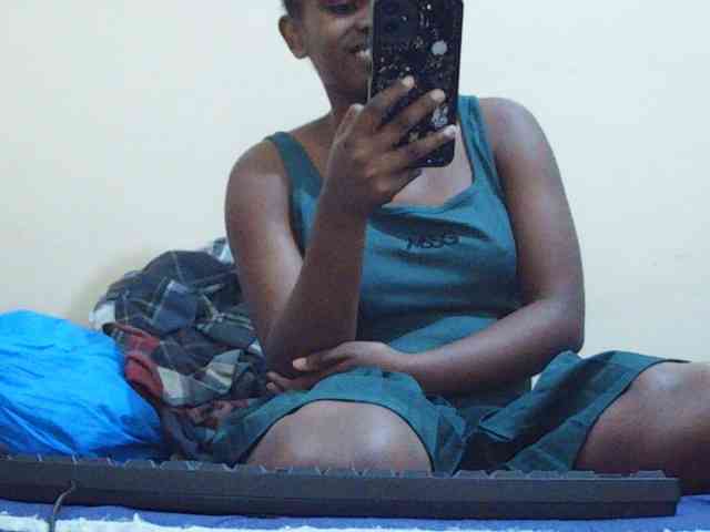 Sweetdiva2 webcam