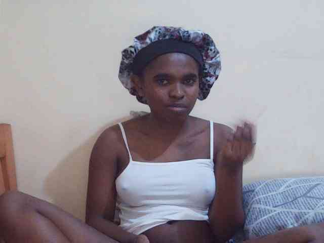 Sweetdiva2 webcam