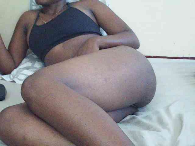 Sweetdiva2 webcam