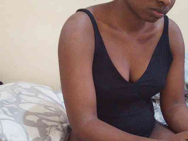 Sweetdiva2 webcam