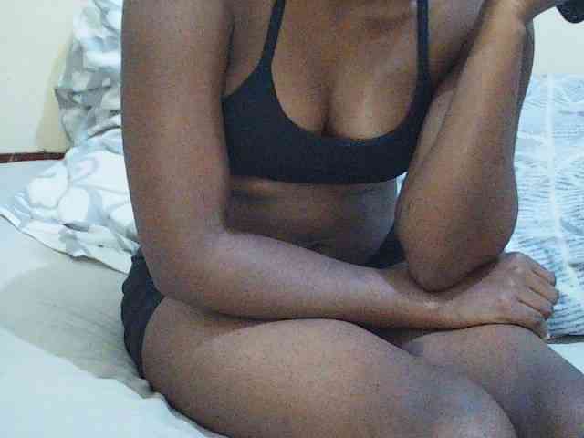 Sweetdiva2 webcam