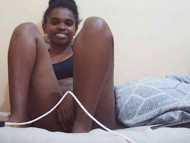 Sweetdiva2 webcam