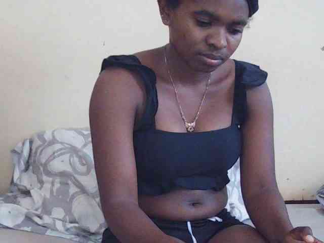 Sweetdiva2 webcam