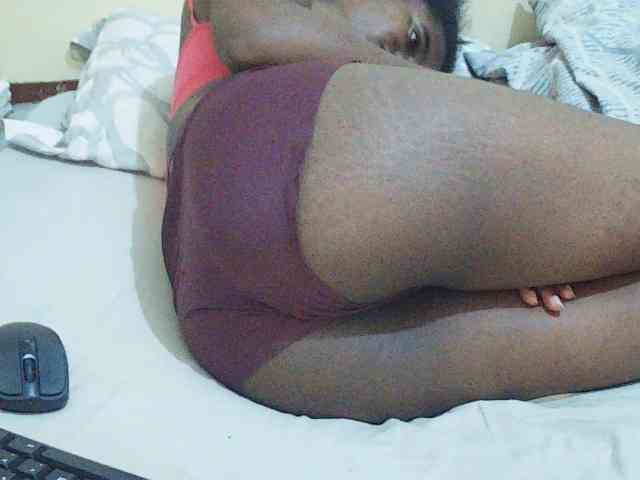Sweetdiva2 webcam