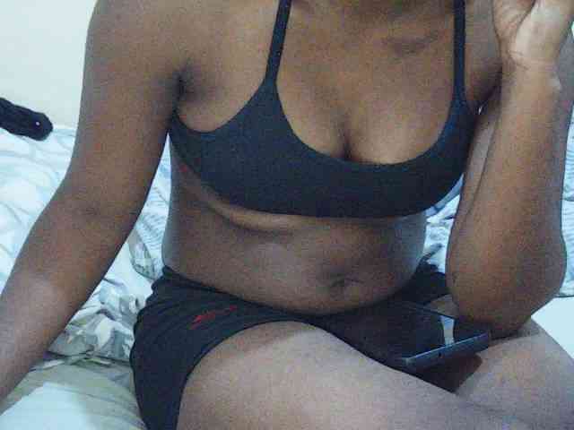 Sweetdiva2 webcam