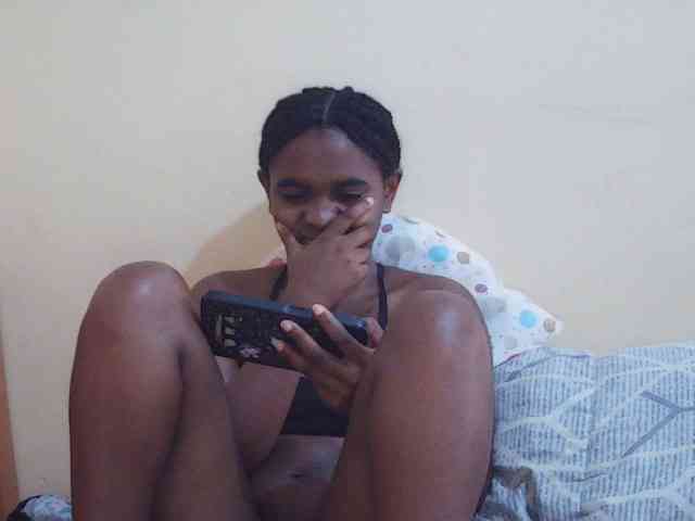 Sweetdiva2 webcam