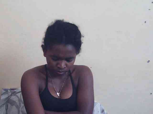 Sweetdiva2 webcam