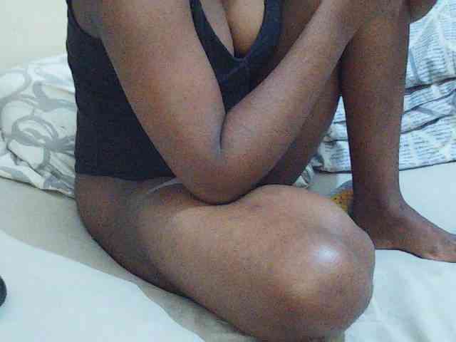 Sweetdiva2 webcam