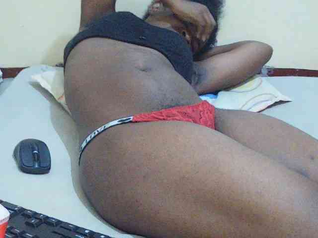 Sweetdiva2 webcam